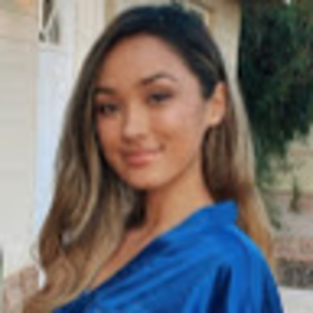 Meet your Posher, Nina